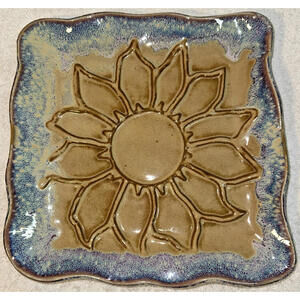 Vintage Bay Pottery Platter Scalloped Sides Flower Glaze USA Signed 11"x10"